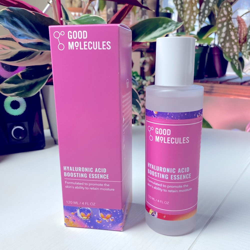 Good Molecules Hyaluronic Acid Boosting Essence